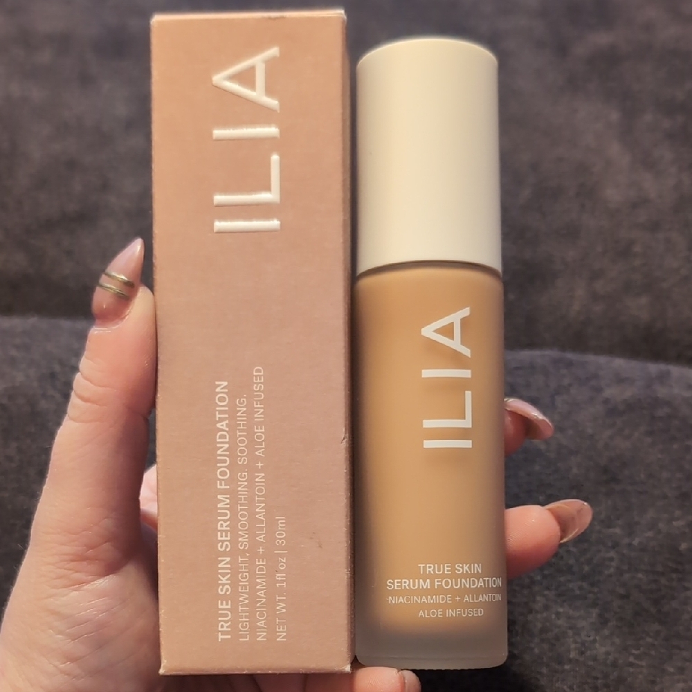 ILIA True Skin Serum Foundation - In Shade Bowen SF4